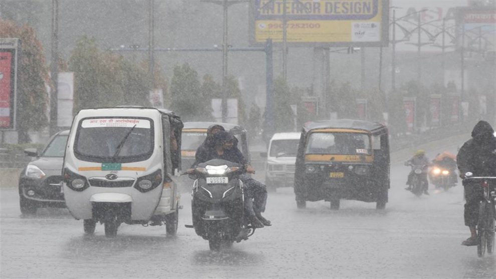मौसम विभाग ने दी जानकारी,देश के 9 राज्यों में भारी बारिश का अलर्ट..