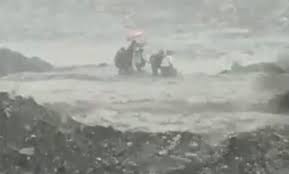 एसईसीएल की कुसमुंडा खदान में बड़ा हादसा, तेज बहाव में बहे 4 अधिकारी, 3 तैर कर निकले बाहर, 1 की मौत