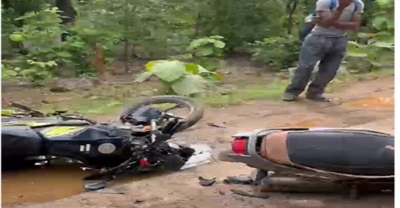 तेज रफ्तार दो बाइकों में जोरदार भिड़ंत, तीन युवकों की मौत, दो गंभीर