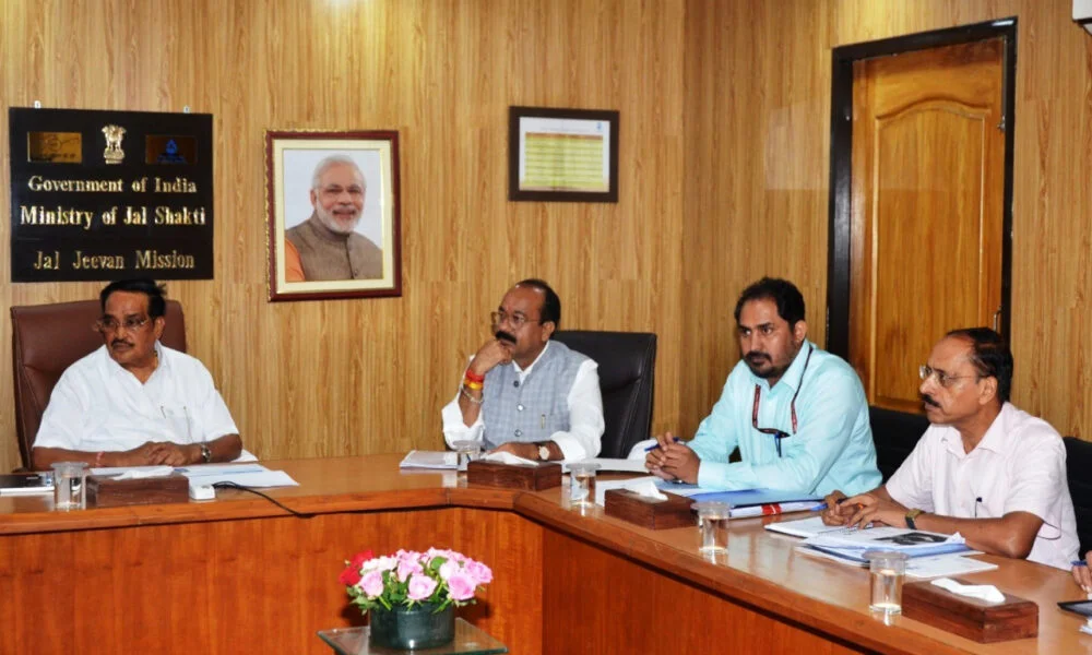 उप मुख्यमंत्री अरुण साव नई दिल्ली में जल जीवन मिशन की समीक्षा बैठक में हुए शामिल
