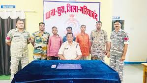 30 नग हीरो के साथ 3 आरोपी गिरफ्तार