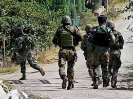जम्मू-कश्मीर के कठुआ जिले में आतंकी हमला; 4 जवान शहीद, 6 घायल