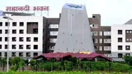 छत्तीसगढ़ में उप सचिव-अवर सचिव बदले गए:राज्य प्रशासनिक सेवा के 4 अफसरों का ट्रांसफर, आदेश जारी