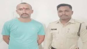एसपी ने दो आरक्षकों को किया निलंबित, एक बर्खास्त