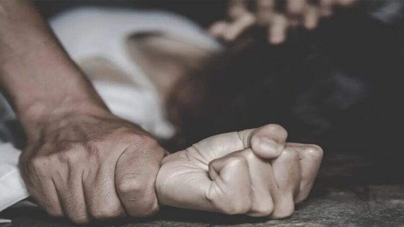 महिला को जंगल में ले जाकर चार दोस्तों ने किया सामूहिक दुष्कर्म, सभी फरार