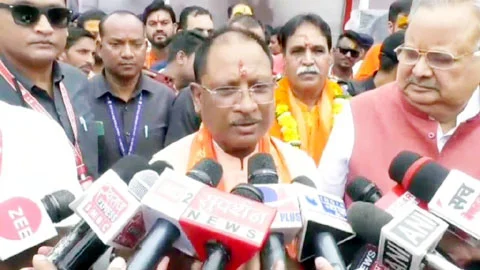 कोई राजनीतिक षड्यंत्र नहीं, देवेंद्र छोटा-मोटा आदमी नहीं है : मुख्यमंत्री साय