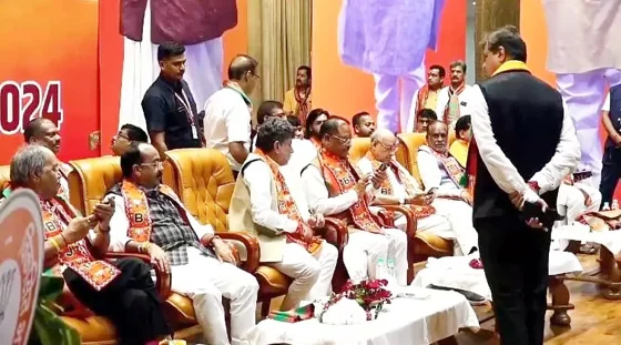 बीजेपी सदस्यता अभियान; मुख्यमंत्री विष्णुदेव साय बने छत्तीसगढ़ के पहले सदस्य, नंदकुमार साय भाजपा में लौटे