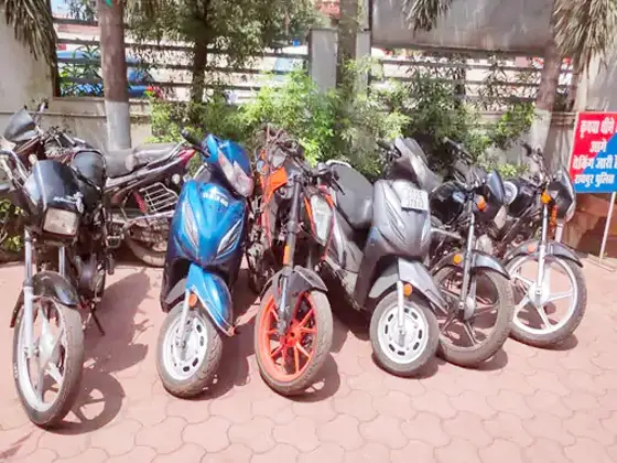 रायपुर में 3 नाबालिगों ने चुराई 6 बाइक, बेचने से पहले पुलिस ने धर दबोचा