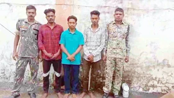 पुनर्वास नीति योजना का लाभ लेने युवक ने रची साजिश, दो साथियों के साथ सरेंडर करने थाना पहुंचा फर्जी नक्सली