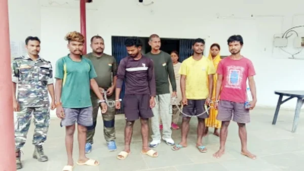 करमा त्योहार मनाने के दौरान विवाद, पति की हत्या कर कुएं में फेंक दिया शव