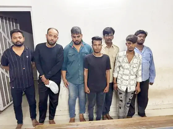 रायपुर में जुआ खेलते 7 युवक गिरफ्तार