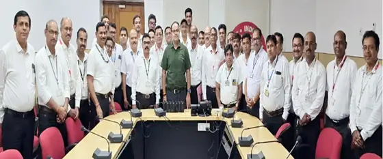 अब पुलिस की तरह ट्रेनों में टीटीई भी नजर आएंगे वॉकी-टॉकी के साथ…