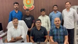 सिंथेटिक ड्रग्स रैकेट मामले में बड़ी कार्रवाई, दिल्ली से 2 आरोपियों को पुलिस ने किया गिरफ्तार