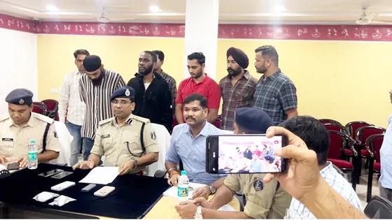 तस्करों को पकड़ने ग्राहक बनी पुलिस, टीम ने सरगना सहित तीन को धर दबोचा