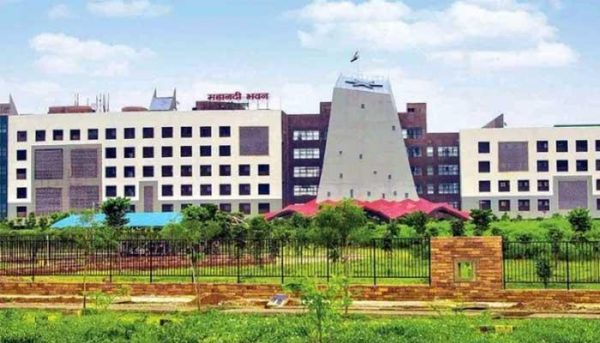 IAS अधिकारीयों के तबादले, अविनाश चंपावत को मिला सामान्य प्रसाशन सचिव का अतिरिक्त प्रभार