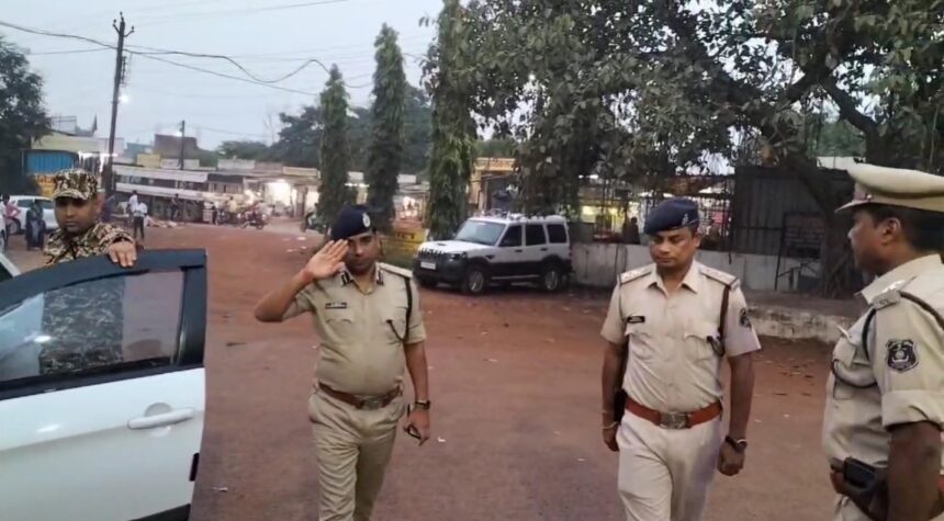 वरिष्ठ पुलिस अधीक्षक ने थाना का किया निरीक्षण, दिए आवश्यक दिशा निर्देश