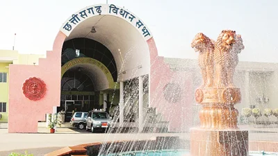 रायपुर दक्षिण विधानसभा उपचुनाव में 46 अभ्यर्थियों ने भरा पर्चा