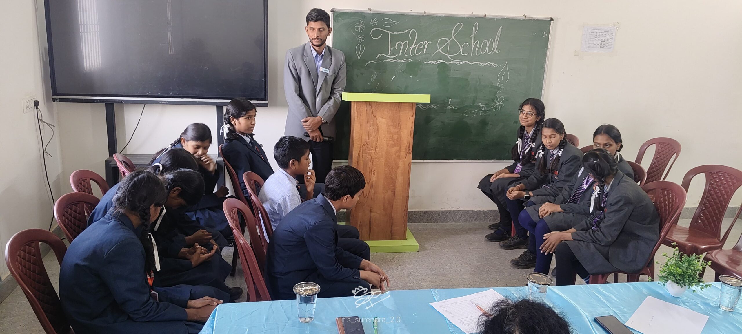 संस्कार सेंट्रल स्कूल में इंटर – स्कूल वाद-विवाद प्रतियोगिता का सफल आयोजन