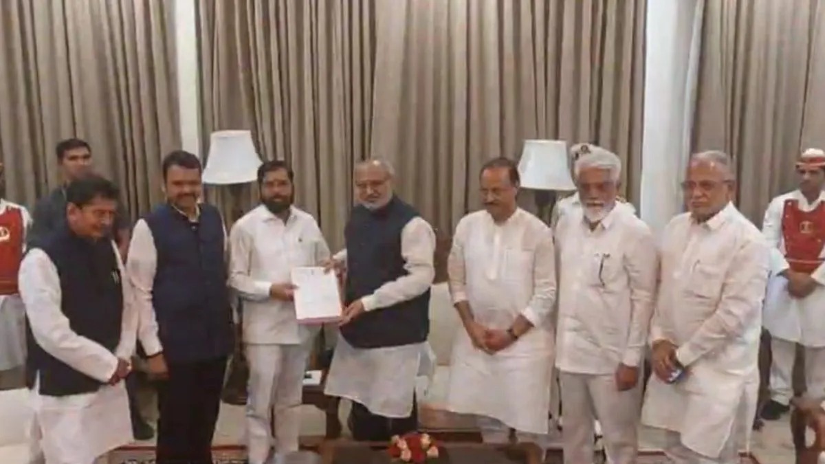 महाराष्ट्र के सीएम एकनाथ शिंदे ने दिया इस्तीफा