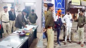 आधी रात गश्त पर निकले एसएसपी रायपुर संतोष सिंह, पुलिस थानों का किया औचक निरीक्षण