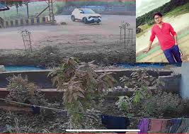 पशु क्रूरता के मामले में कार्रवाई : डॉग पर कार चढ़ाने वाला आरोपी बैंक मैनेजर गिरफ्तार, XUV कार जब्त