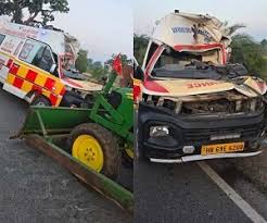 ट्रक से भिड़ी एम्बुलेंस, 2 मेडिकल स्टाफ की मौके पर हुई मौत, 6 की हालत गंभीर