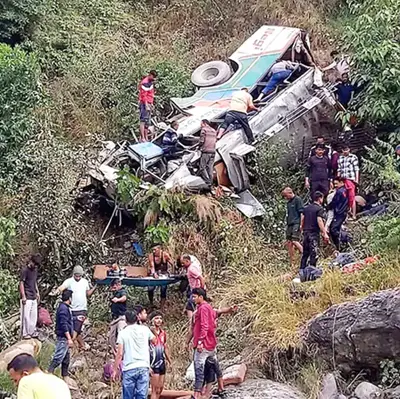 उत्तराखंड के अल्मोड़ा में बस हादसा, 36 की मौत, 6 घायल