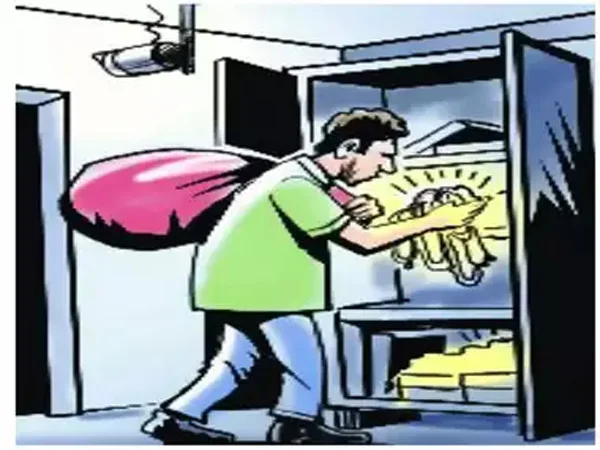 घर से चोरी हुए 63 लाख रुपए, जमीन सौदे से मिली रकम पर करीबी के हाथ साफ करने की आशंका…