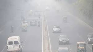 प्रदूषण से जहरीली हुई दिल्ली की सुबह, AQI पहुंचा 481, GRAP-IV लागू