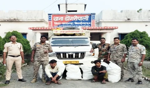 ओड़िशा से नारियल बोरी के बीच गांजा रखकर कर रहे थे तस्करी, दो गिरफ्तार