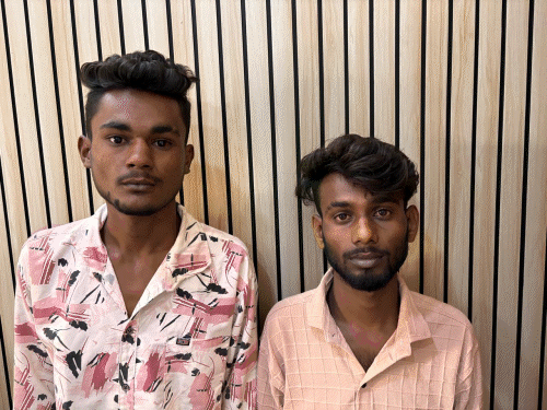 दांतों में चाकू दबाकर इंस्टाग्राम में अपलोड की फोटो, दोनों आरोपियों को पुलिस ने किया गिरफ्तार