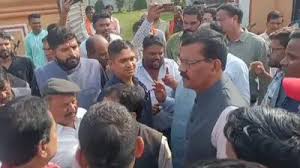 माना मंडल अध्यक्ष की घोषणा पर बवाल : भाजपा कार्यकर्ताओं की विधायक साहू के साथ तीखी बहस