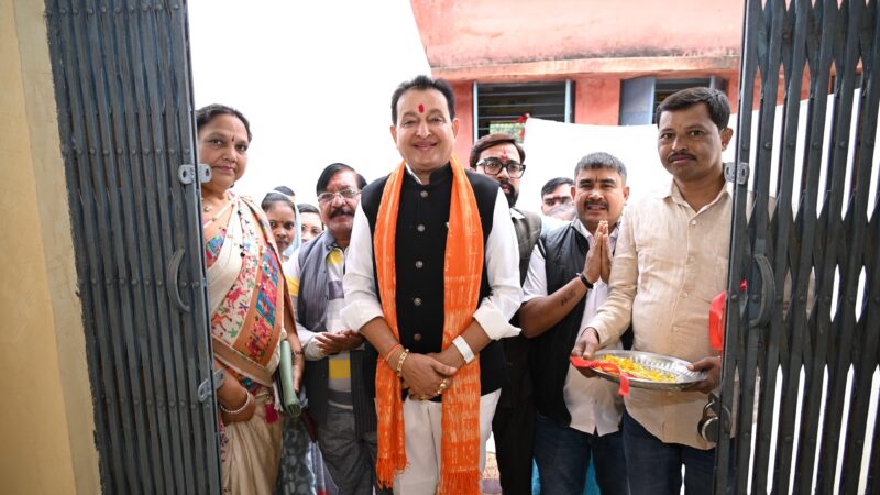 विधायक ने किया स्कूल के अतिरिक्त कक्ष का लोकार्पण