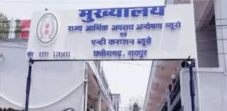 ACB ने निलंबित सहायक लेखा अधिकारी के घर मारी रेड, 1 लाख की रिश्वत लेते हुए थे गिरफ्तार…