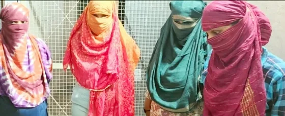 देह व्यापार में लिप्त पांच महिलाएं पकड़ी गईं