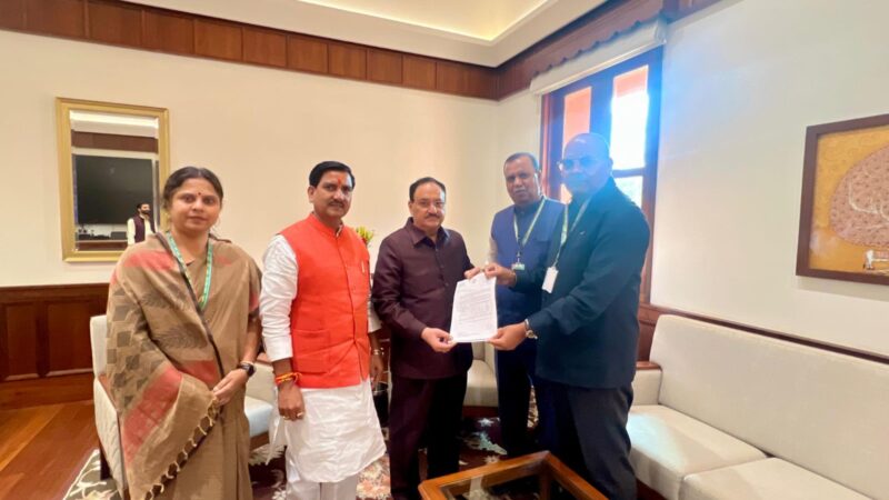 भाजपा राष्ट्रीय अध्यक्ष नड्डा एवं केंद्रीय शिक्षा मंत्री प्रधान से मिले शिवरतन शर्मा