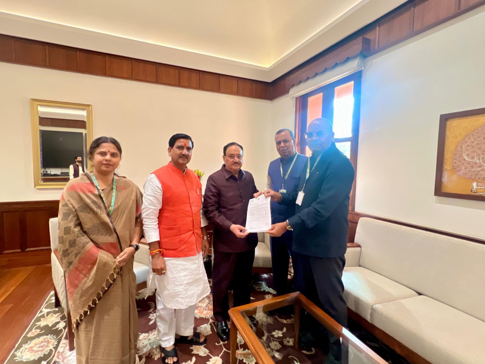 भाजपा राष्ट्रीय अध्यक्ष नड्डा एवं केंद्रीय शिक्षा मंत्री प्रधान से मिले शिवरतन शर्मा