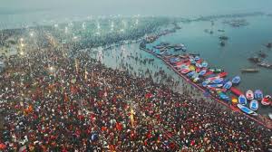संगम तट पर उमड़ा श्रद्धालुओं का सैलाब, महाकुंभ में अब तक 60 लाख लोगों ने लगाई डुबकी