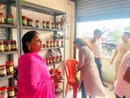 छत्तीसगढ़ की 5926 महिलाएं बनी लखपति दीदी, मार्केटिंग और ब्रांडिंग की ले रही ट्रेनिंग