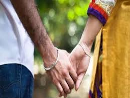 पार्टी करने जा रही… घर से यह बोलकर निकली युवती ने प्रेमी संग की आत्महत्या