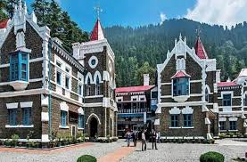 ‘बिना शादी निर्लज्ज्ता के साथ रह रहे हैं, तो निजता का हनन कैसे’  हाई कोर्ट की लिव इन रिलेशनशिप वाली याचिका पर तीखी टिप्पणी
