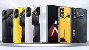 MWC 2025: बायपास चार्जिंग और बड़ी बैटरी के साथ लॉन्च हुए ये दो नए स्मार्टफोन, गेमिंग के लिए हैं खास
