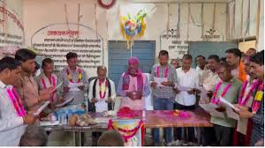 छत्तीसगढ़: कबीरधाम में छह महिला पंचों की जगह उनके पतियों ने शपथ ली, जांच के आदेश