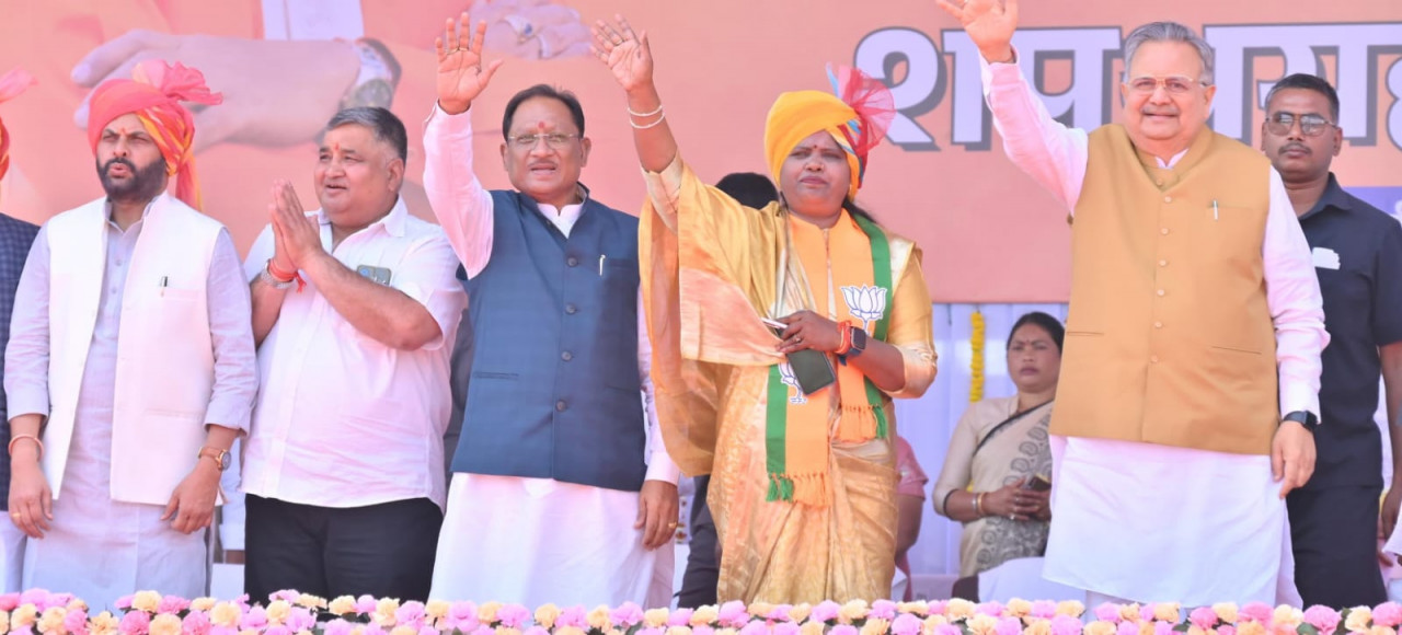 मुख्यमंत्री विष्णुदेव साय एवं विधानसभा अध्यक्ष डॉ. रमन सिंह  की उपस्थिति में लोकतंत्र के नवयुग का शुभारंभ