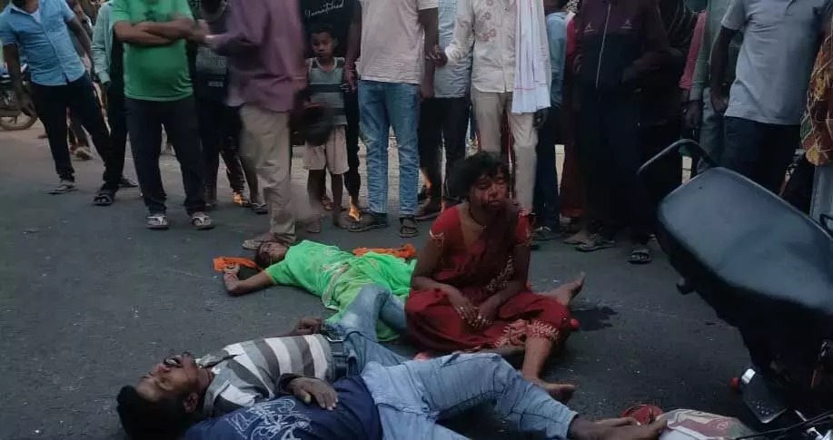 डीजल टैंकर ने स्कूटी सवारों को कुचला, महिला समेत 3 की मौत