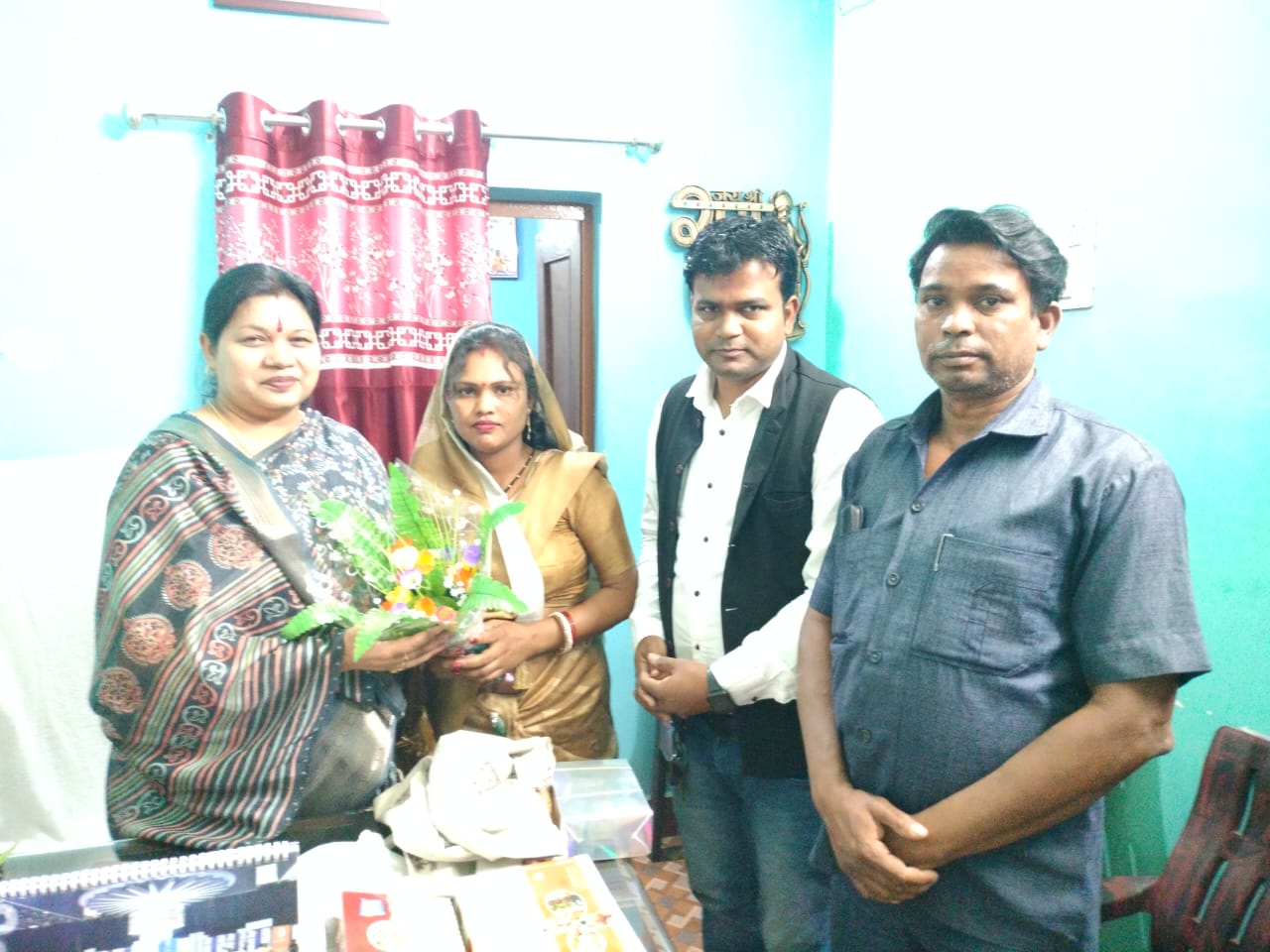 जैजैपुर के नवनिर्वाचित जनपद अध्यक्ष पुष्पा -परदेशी खुंटे ने सांसद कमलेश जांगड़े से की मुलाकात