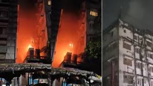 कोलकाता के एक इमारत में लगी भीषण आग, अबतक14 लोगों की मौत, रेस्क्यू ऑपरेशन जारी