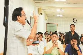 नगर निगम की सामान्य सभा में हंगामा, पूर्व विस अध्यक्ष की फोटो को लेकर बहस