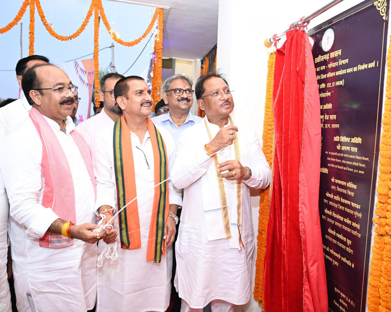 मुख्यमंत्री साय ने किया मुंगेली में नवनिर्मित जिला परिवहन कार्यालय का लोकार्पण