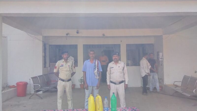 अवैध शराब परिवहन पकड़ाया एक आरोपी